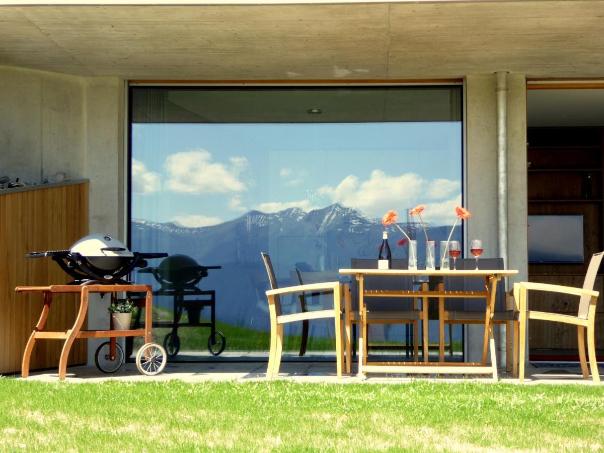 Casa Admisa, Spektakulaere Aussicht, Ski In And Out, Hochwertige Einrichtung, Valserstein Und Eiche 弗利姆斯 外观 照片