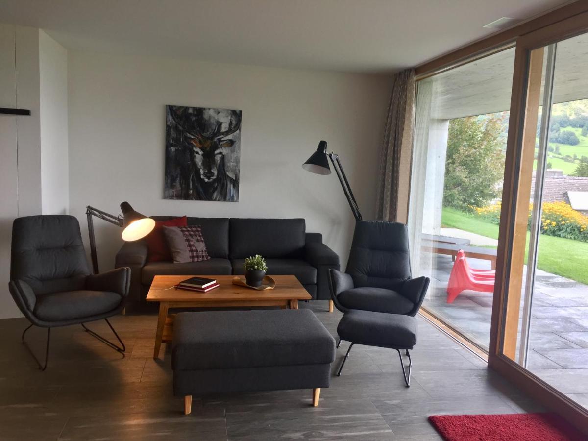 Casa Admisa, Spektakulaere Aussicht, Ski In And Out, Hochwertige Einrichtung, Valserstein Und Eiche 弗利姆斯 外观 照片
